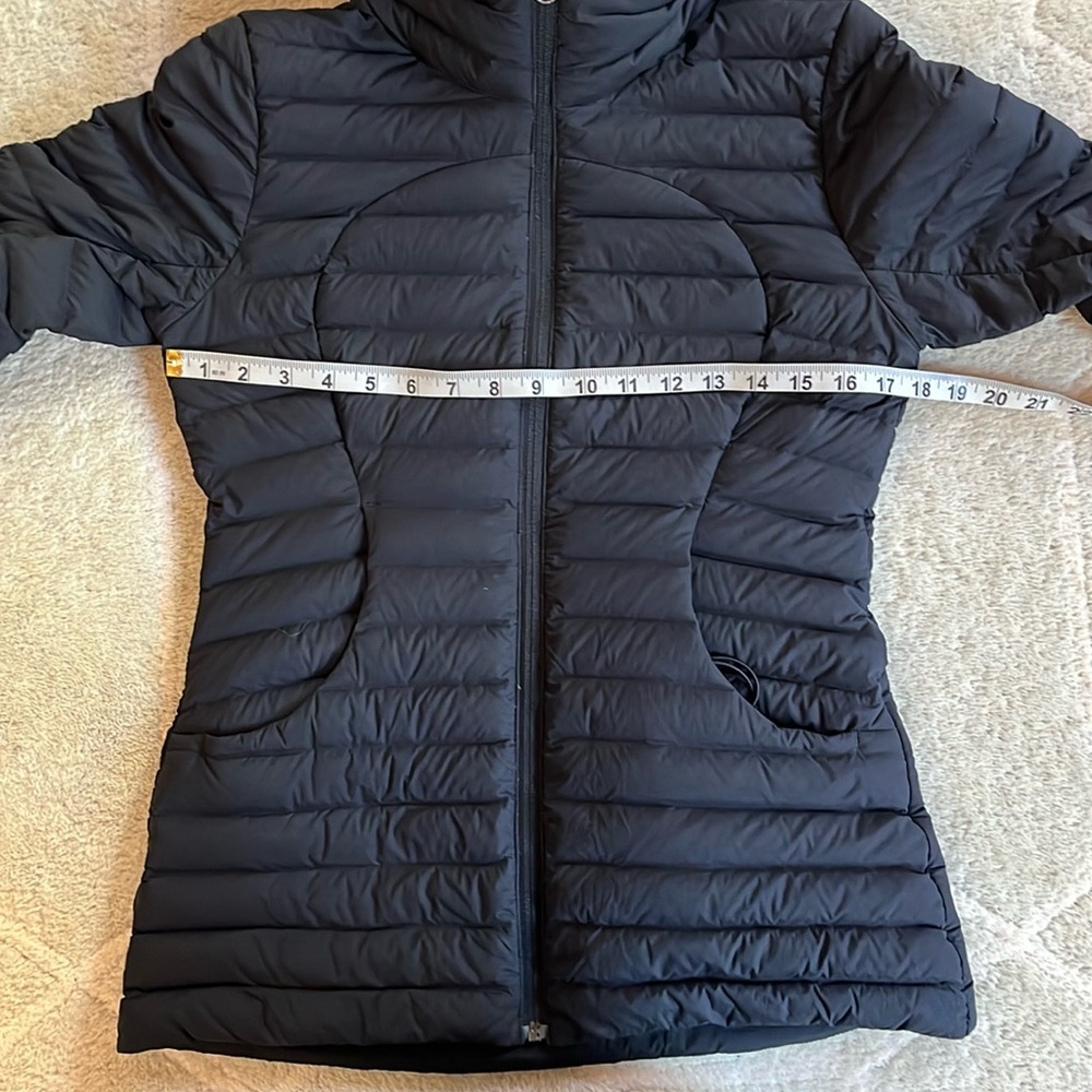 Lululemon Pack It Down Jacket - Picture 12 of 16